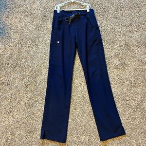 Figs Kade Cargo scrub pant. Good, used condition. X small - tall